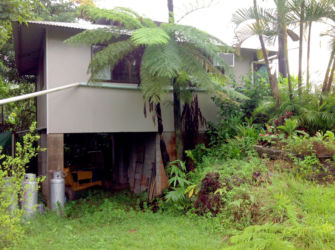 Parking-Bay-and-storage-under-Pottery-Studio